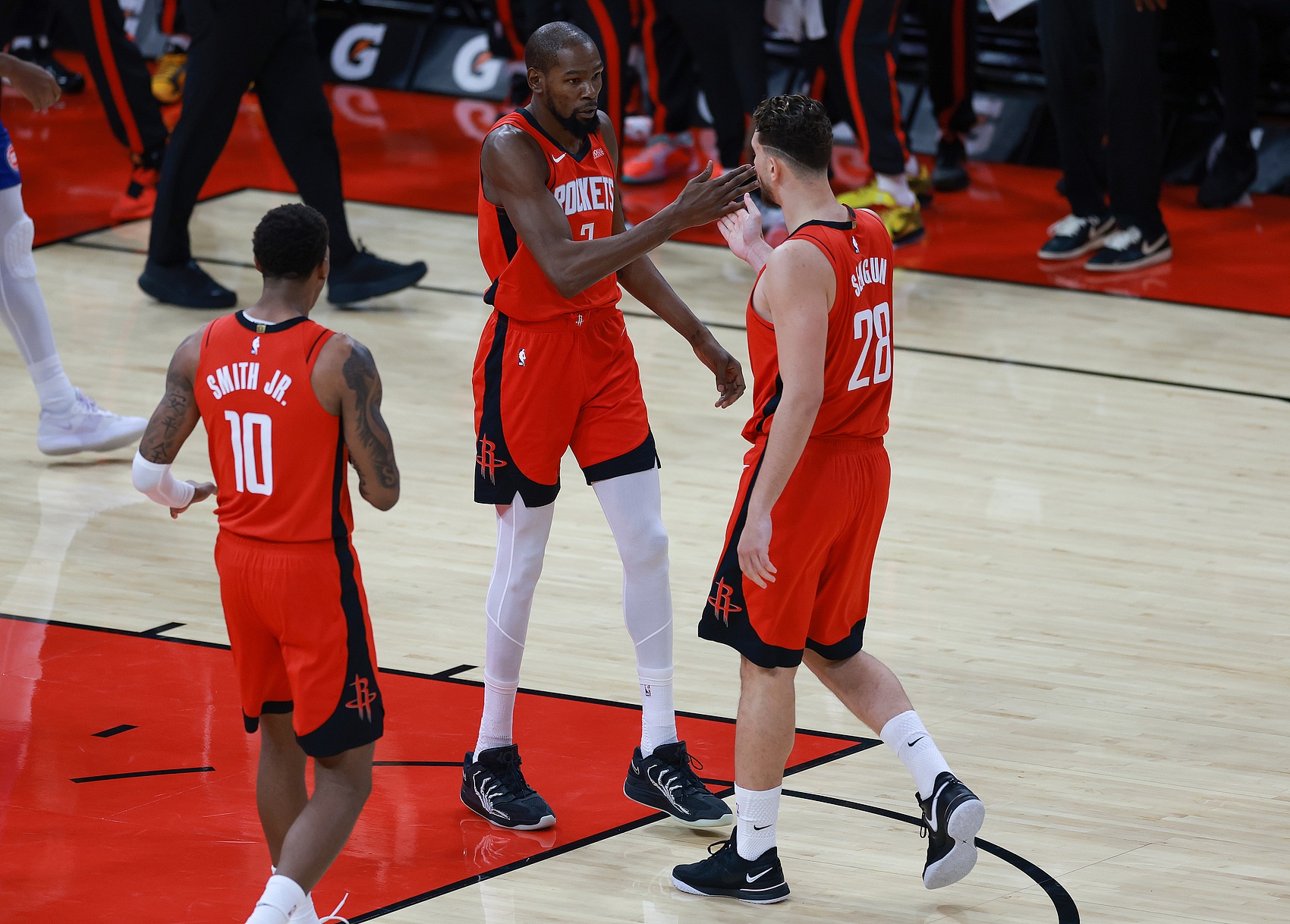 开云登录入口-麦迪：杜兰特的小号事件影响火箭的表现 他们应该先解决这些问题